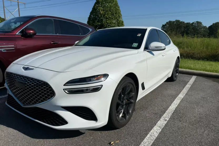 2022 Genesis G70 2.0T photo 1