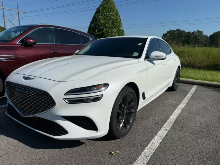 2022 Genesis G70 2.0T photo 1