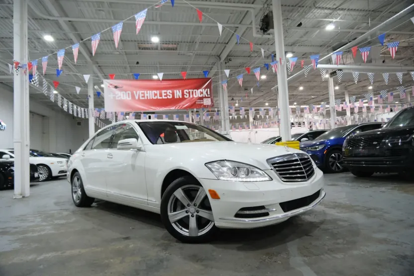 2010 Mercedes Benz S 550 4MATIC photo 1