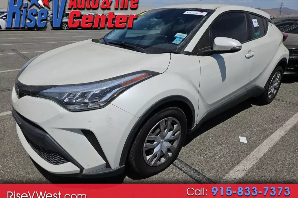 2020 Toyota C-HR LE photo 1