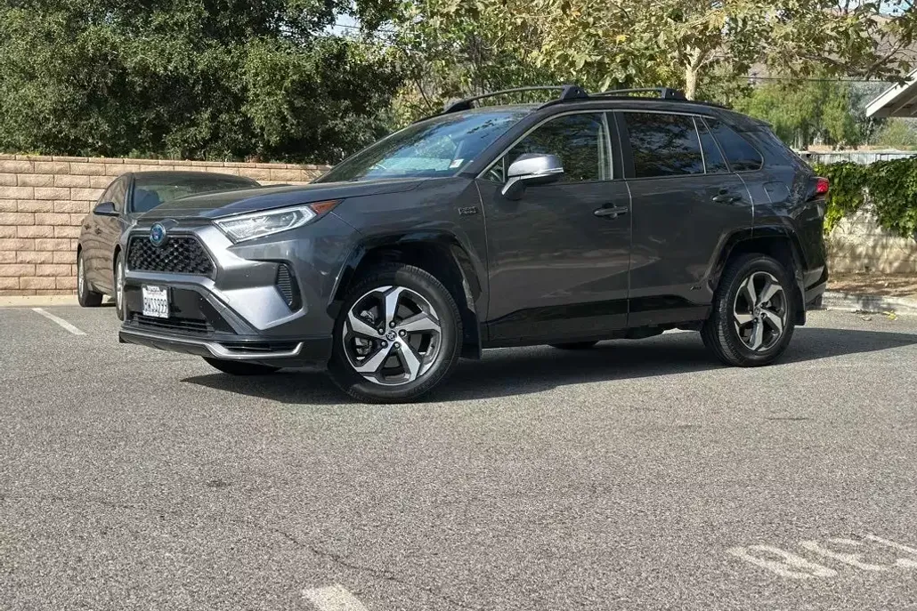 2021 Toyota RAV4 Prime XLE Premium photo 1