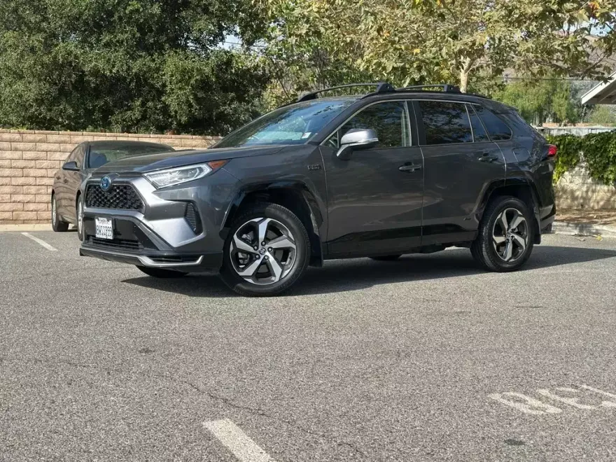2021 Toyota RAV4 Prime XLE Premium photo 1