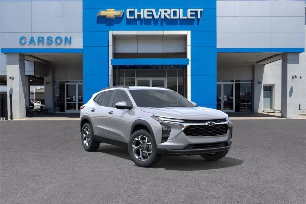 2025 Chevrolet Trax LT photo 1