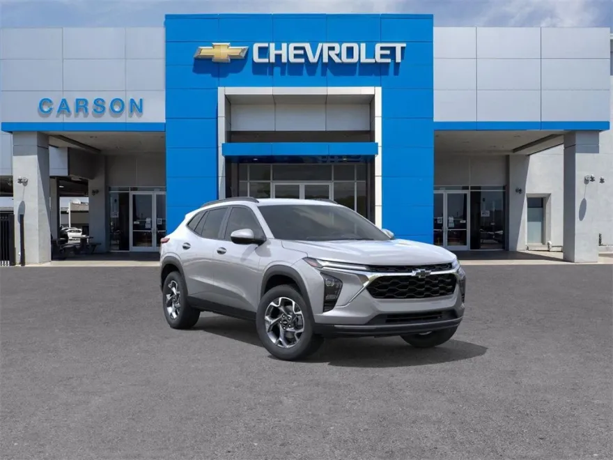 2025 Chevrolet Trax LT photo 1