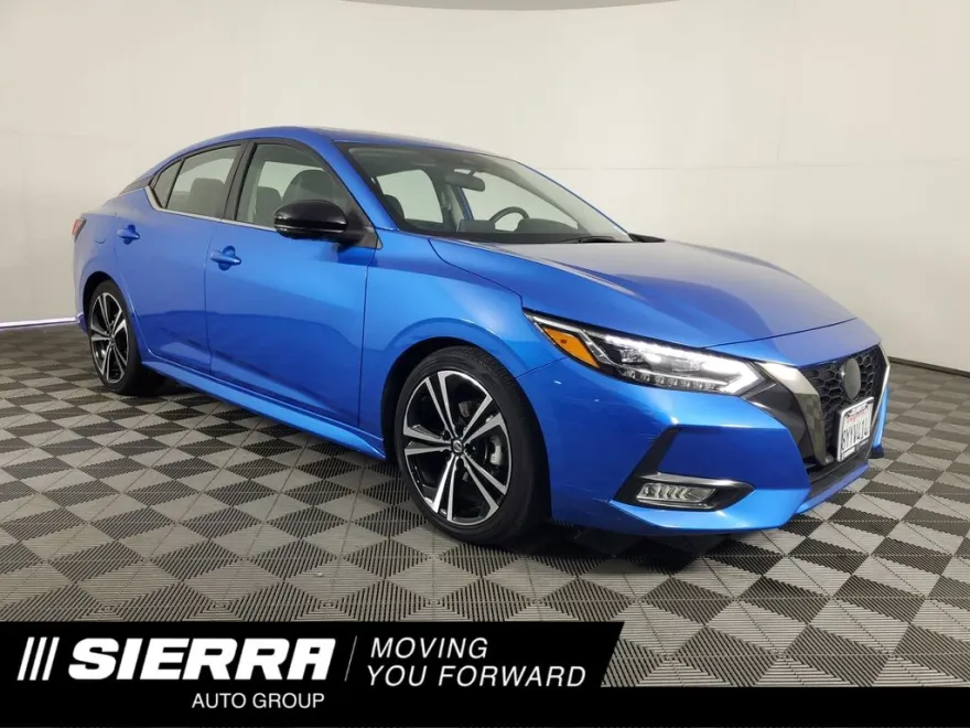 2022 Nissan Sentra SR photo 1