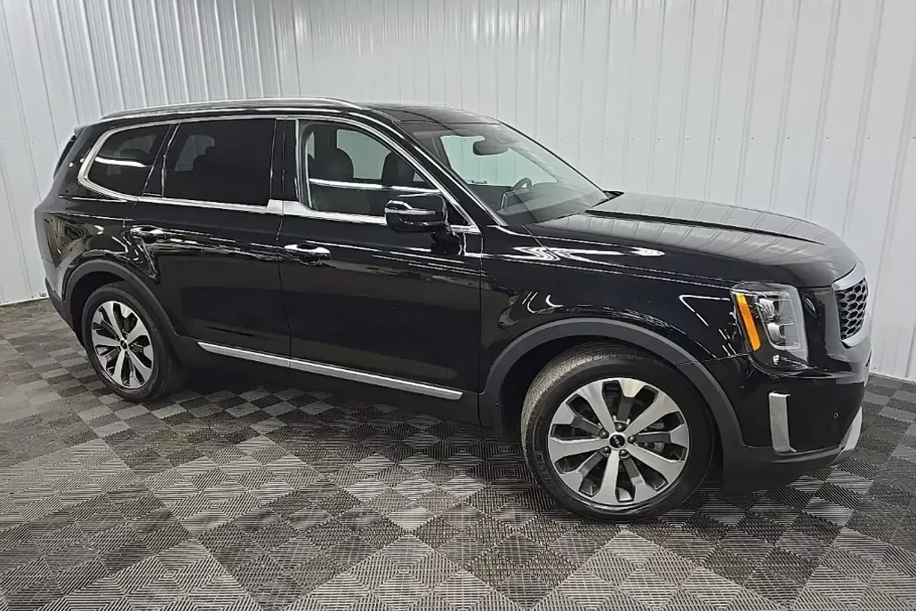 2022 Kia Telluride SX photo 1