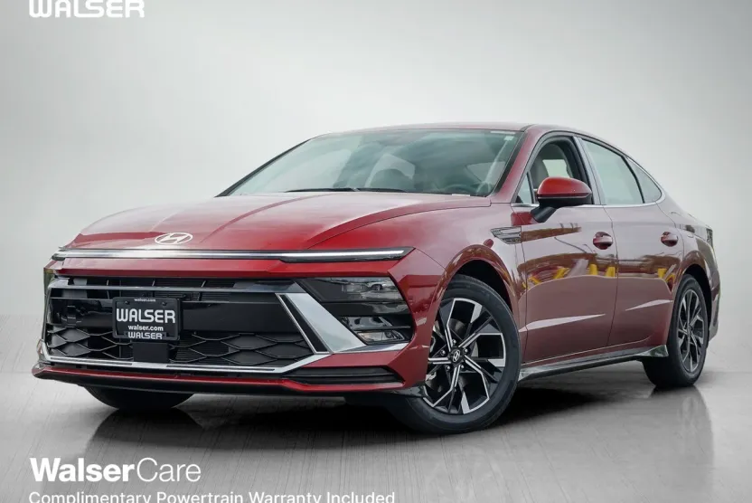 2025 Hyundai Sonata SEL photo 1