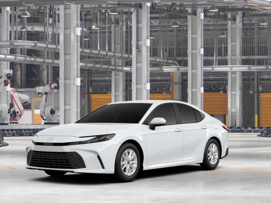 2026 Toyota Camry LE photo 1