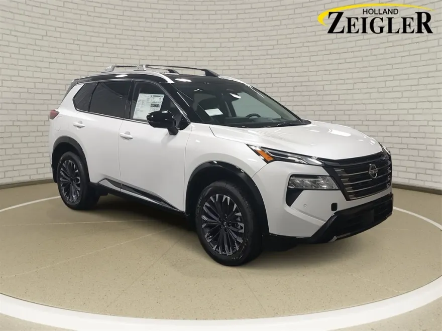 2026 Nissan Rogue Platinum photo 1