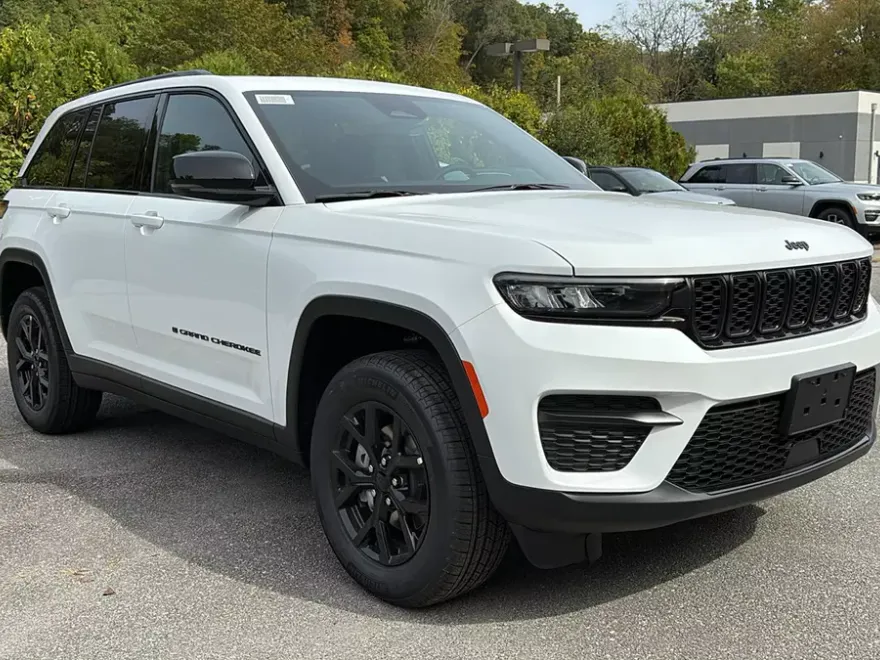 2025 Jeep Grand Cherokee Altitude X photo 1