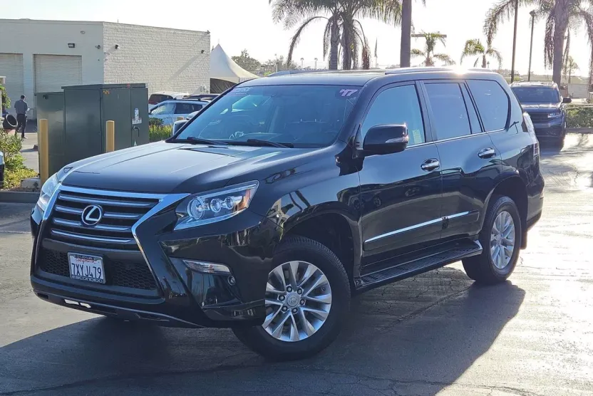 2017 Lexus GX 460 photo 1