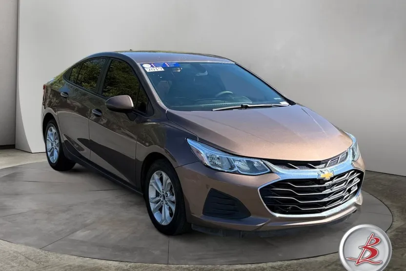 2020 Chevrolet Malibu 1LT photo 1