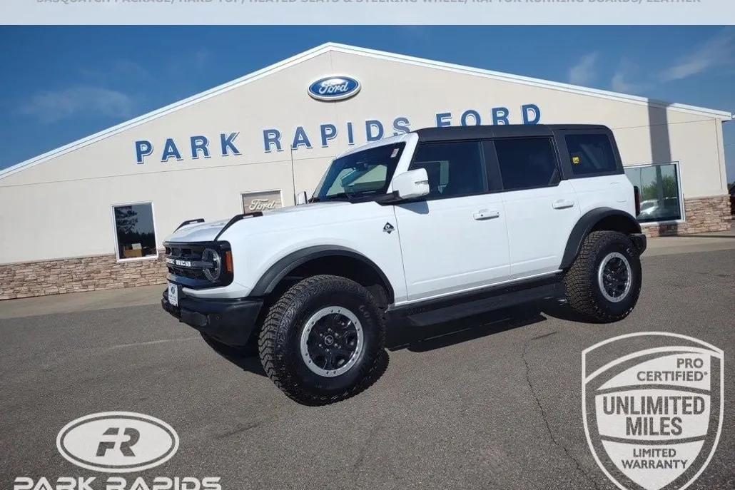 2024 Ford Bronco Outer Banks photo 1