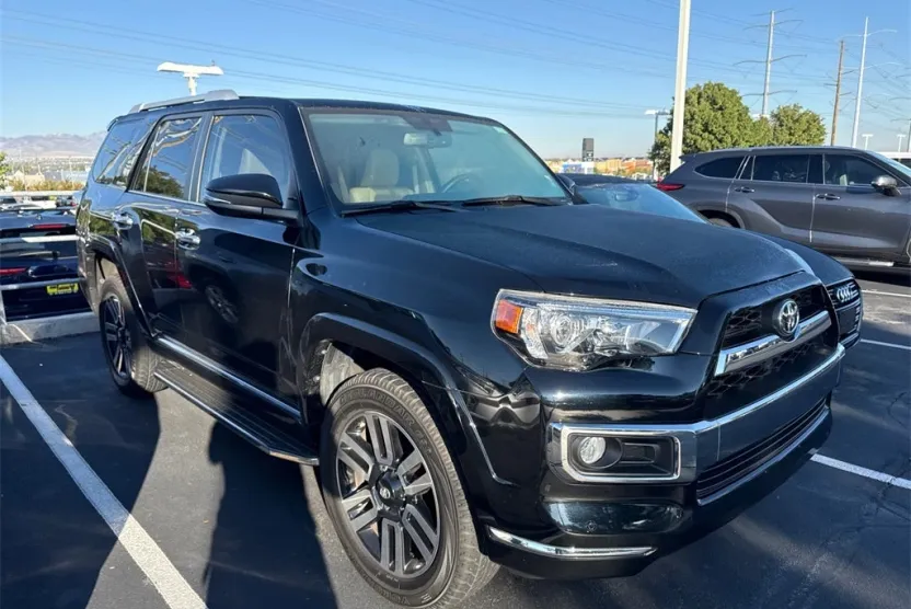 2018 Toyota 4Runner Limited photo 1
