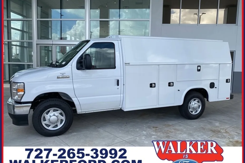 2026 Ford E-350 Base photo 1