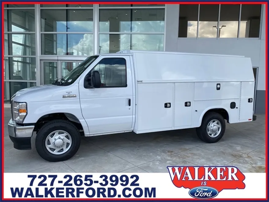 2026 Ford E-350 Base photo 1
