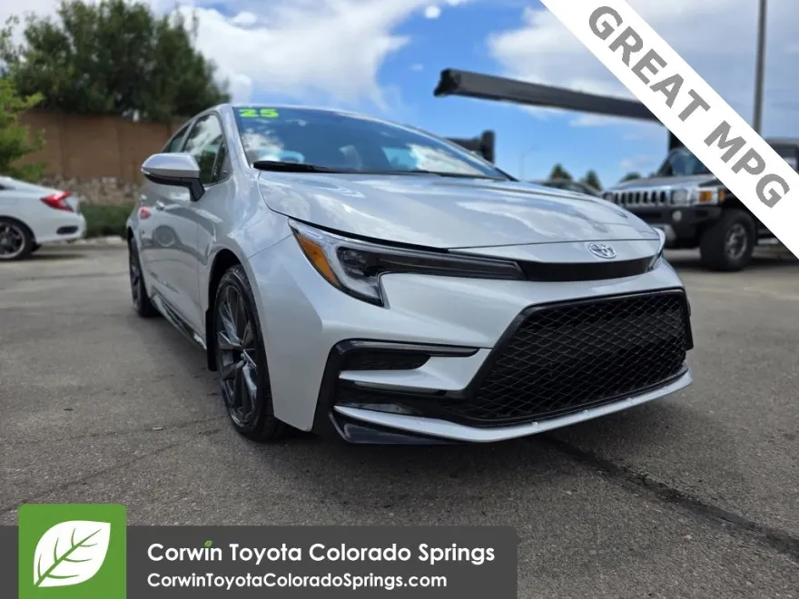 2025 Toyota Corolla SE photo 1