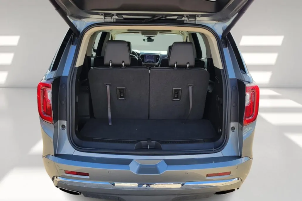 2023 Gmc Acadia Denali photo 1