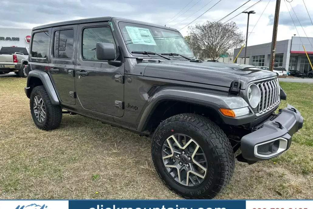 2025 Jeep Wrangler Sahara photo 1