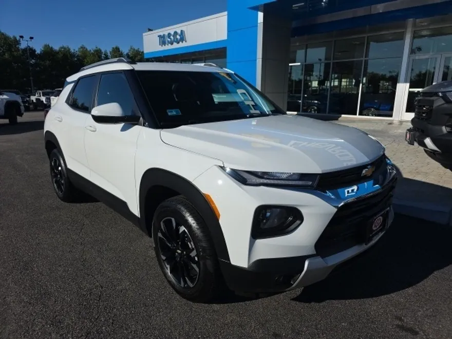 2023 Chevrolet Trailblazer LT photo 1