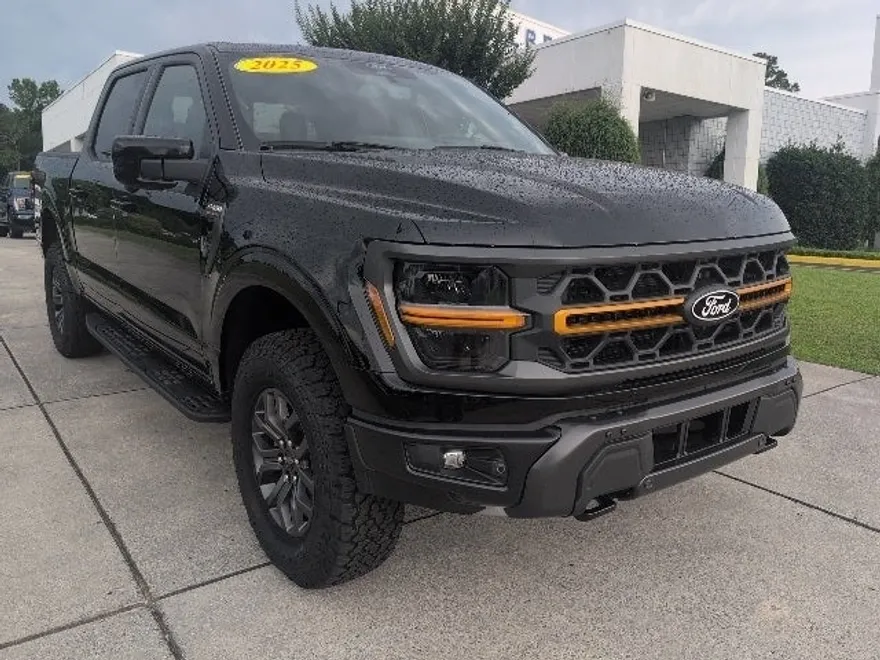 2025 Ford F-150 Tremor photo 1