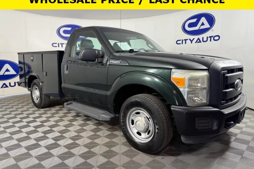 2015 Ford F-250 XL photo 1