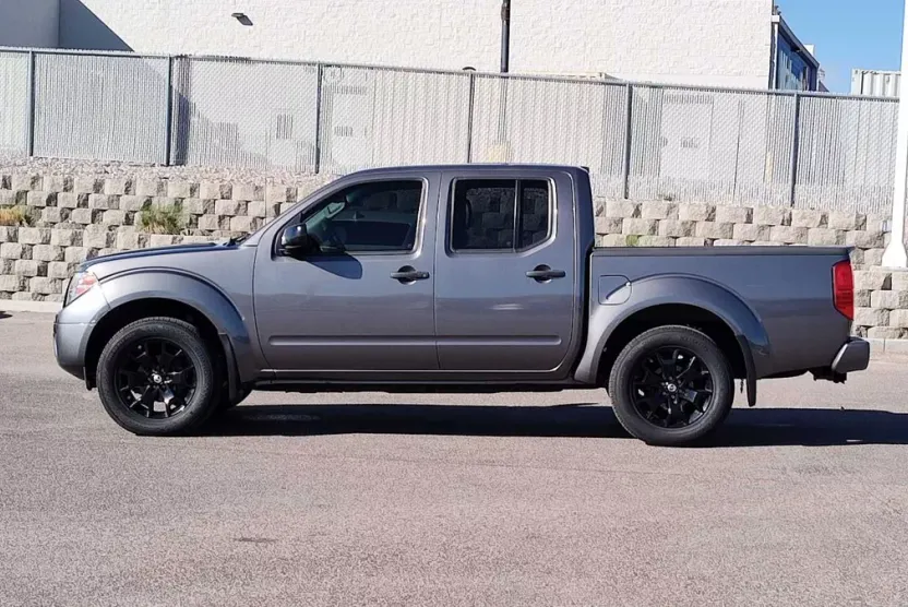 2019 Nissan Frontier SV photo 1