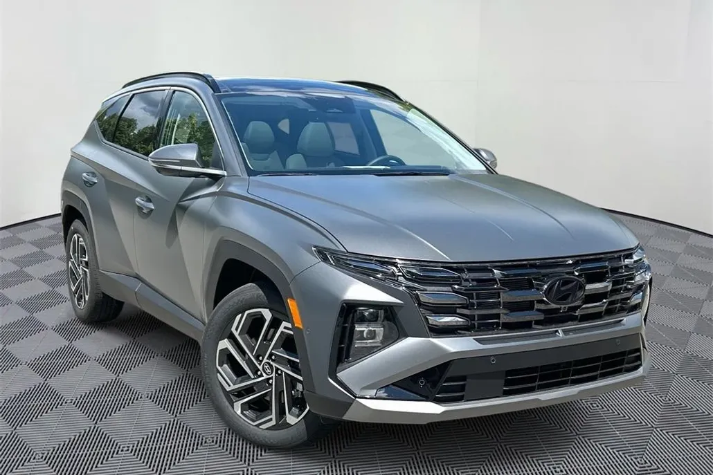 2025 Hyundai Tucson Limited photo 1