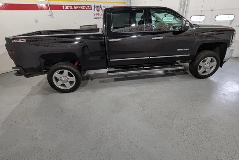 2015 Chevrolet Silverado 2500HD LTZ photo 1