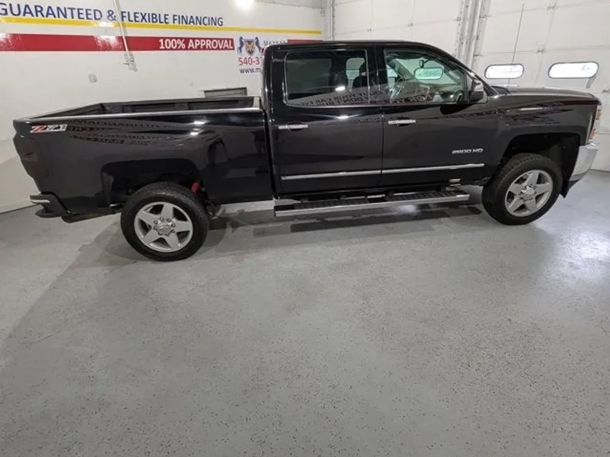 2015 Chevrolet Silverado 2500HD LTZ photo 1