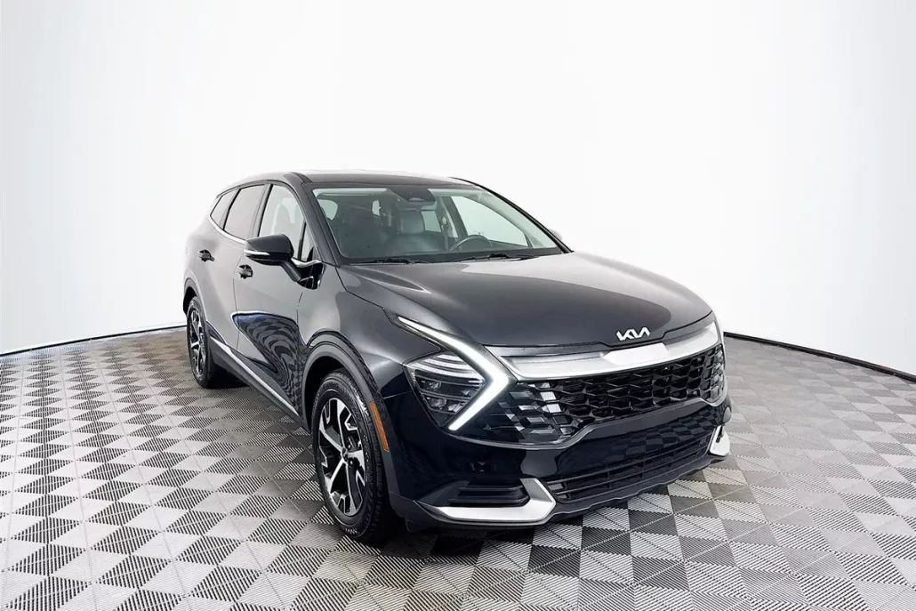 2025 Kia Sportage EX photo 1