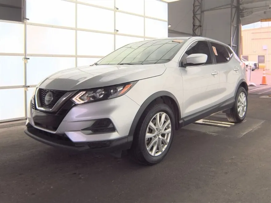 2021 Nissan Rogue Sport SV photo 1