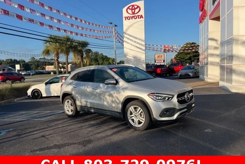 2023 Mercedes Benz GLA 250 4MATIC photo 1