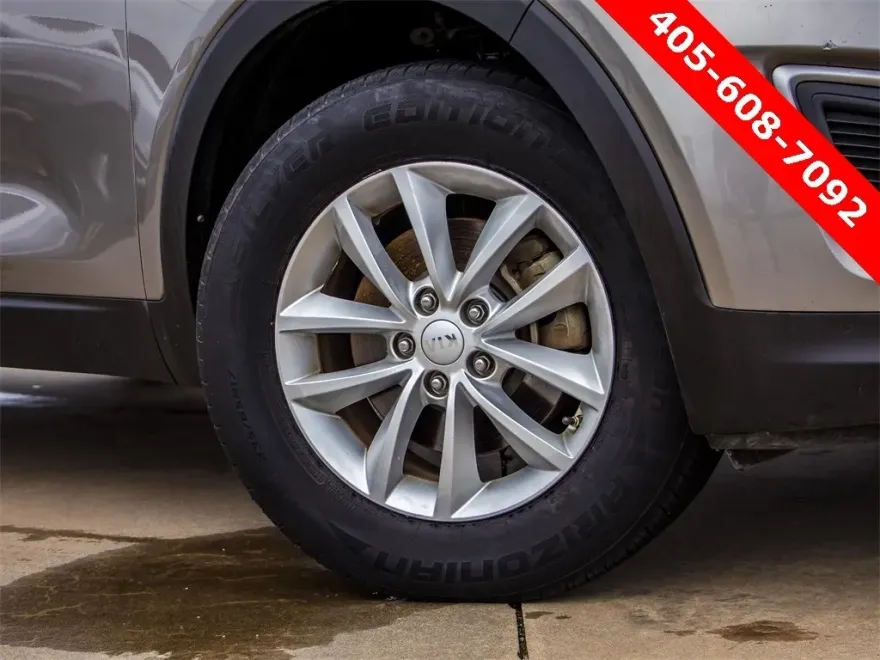 2017 Kia Sorento L photo 1
