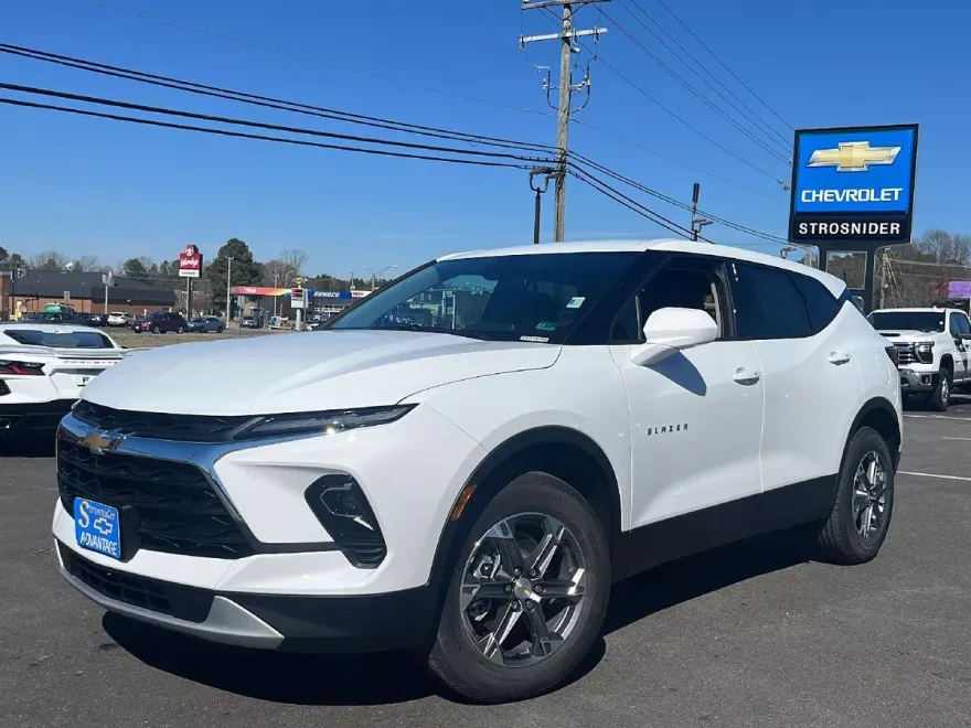 2025 Chevrolet Blazer 2LT photo 1