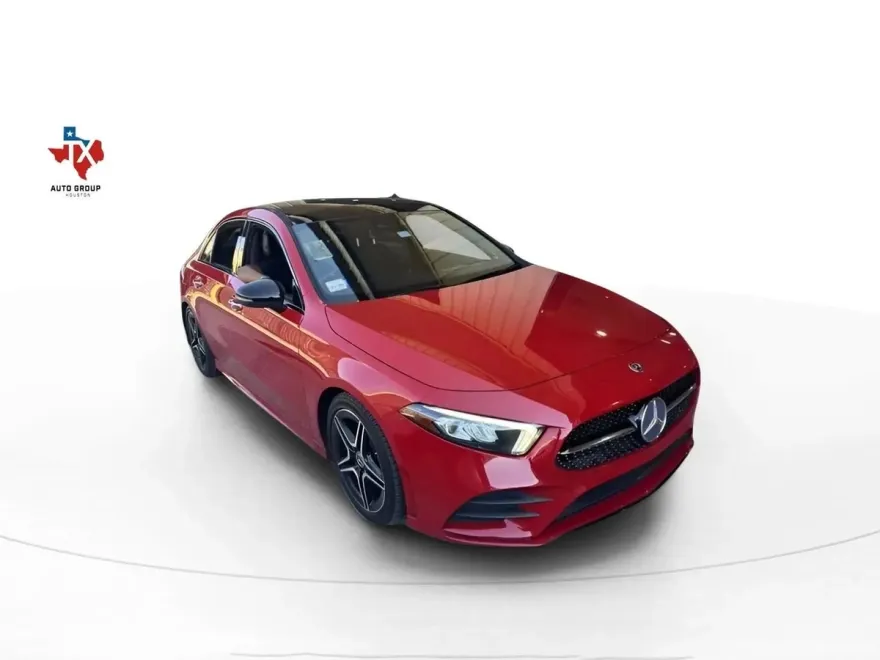 2019 Mercedes Benz A 220 4MATIC photo 1