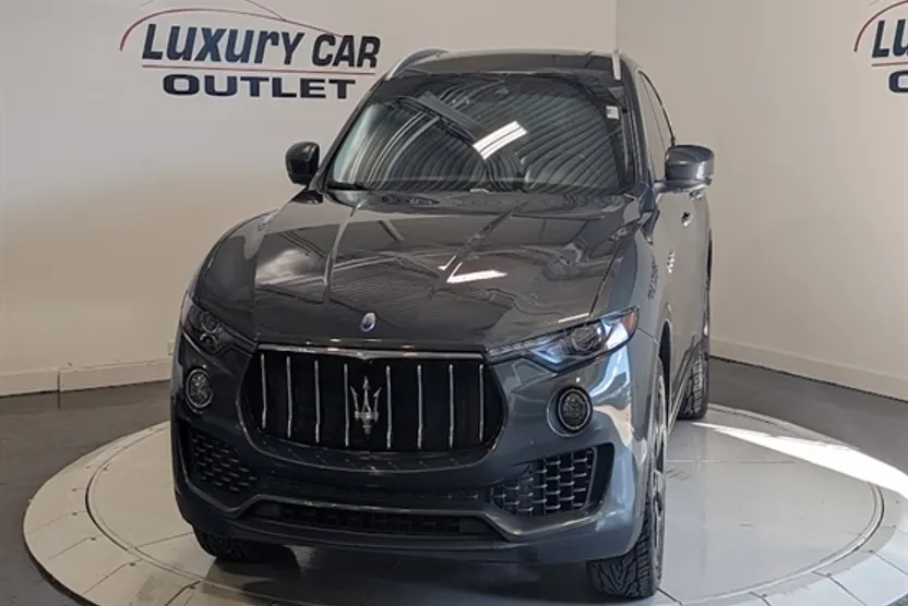 2018 Maserati Levante S photo 1