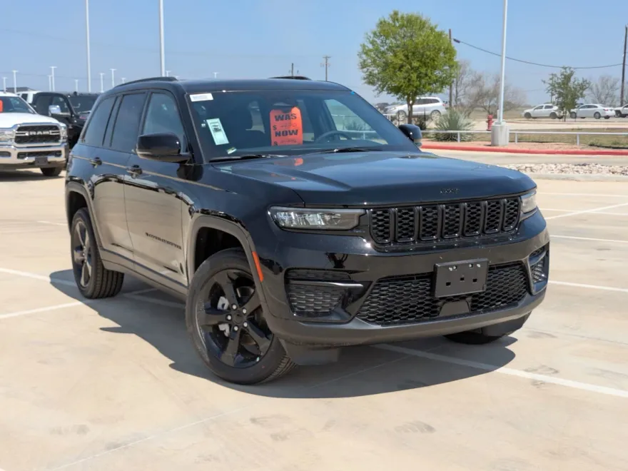 2025 Jeep Grand Cherokee Altitude X photo 1
