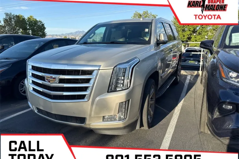 2016 Cadillac Escalade Luxury photo 1