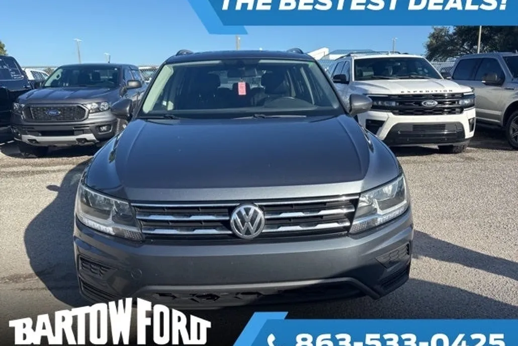 2019 Volkswagen Tiguan SEL R-Line photo 1
