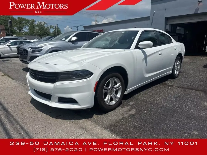 2022 Dodge Charger SXT photo 1