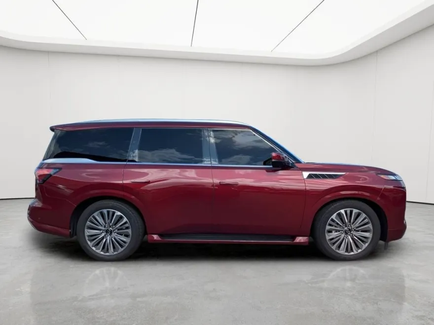 2025 Infiniti QX80 Sensory photo 1