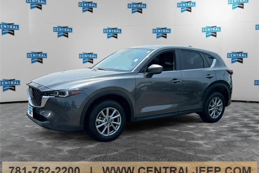 2022 Mazda CX-5 2.5 S Preferred photo 1