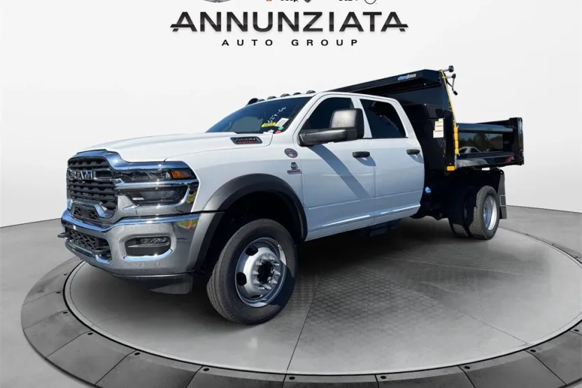 2025 Ram 5500 Tradesman photo 1
