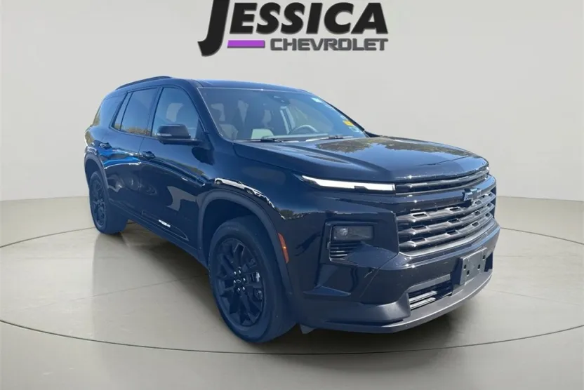 2025 Chevrolet Traverse 2LT photo 1