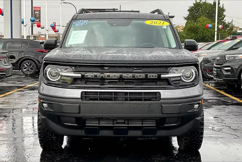 2021 Ford Bronco Sport Outer Banks photo 1