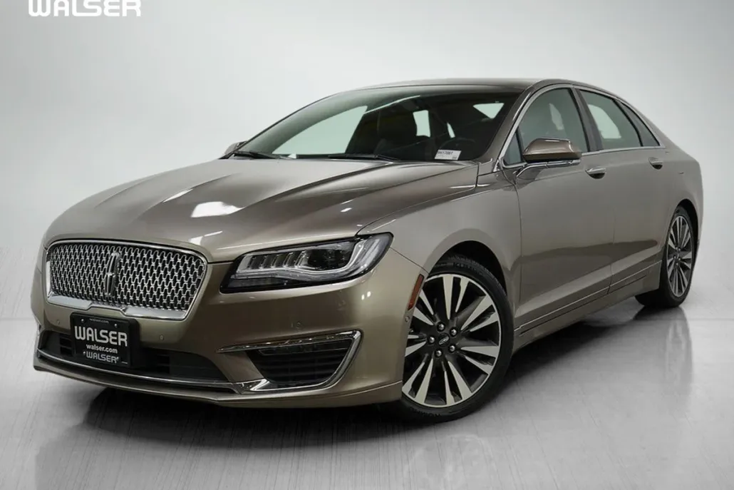 2019 Lincoln MKZ Hybrid Reserve photo 1