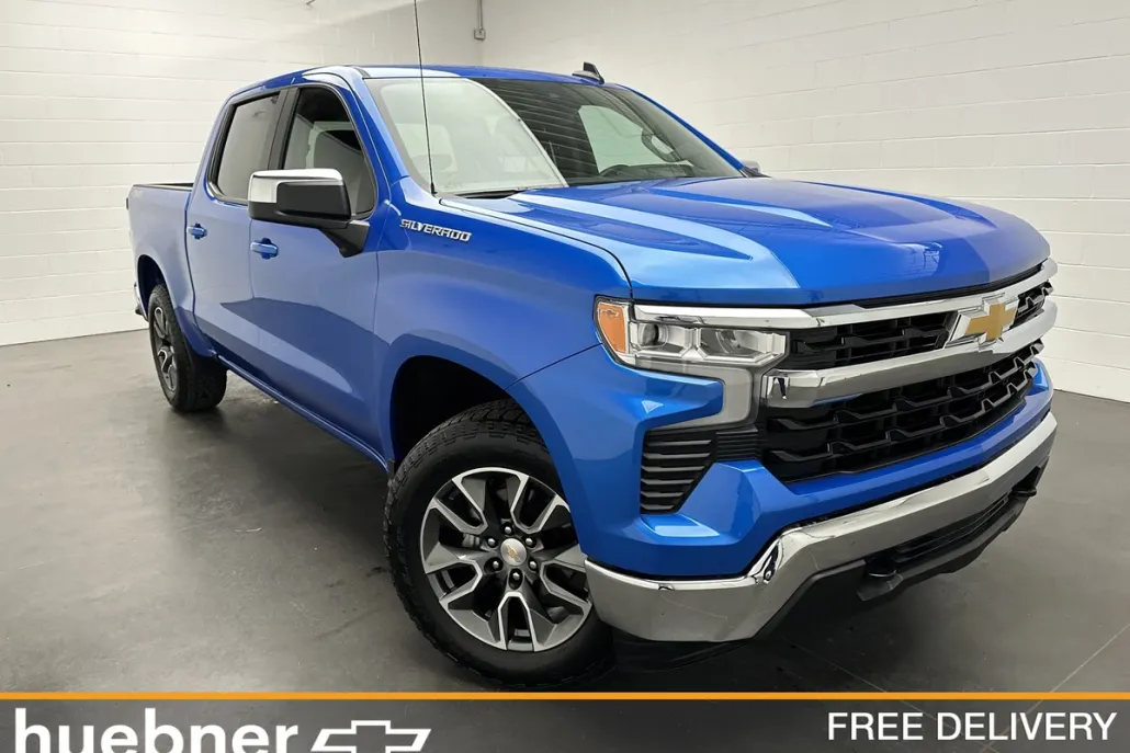 2025 Chevrolet Silverado 1500 LT photo 1