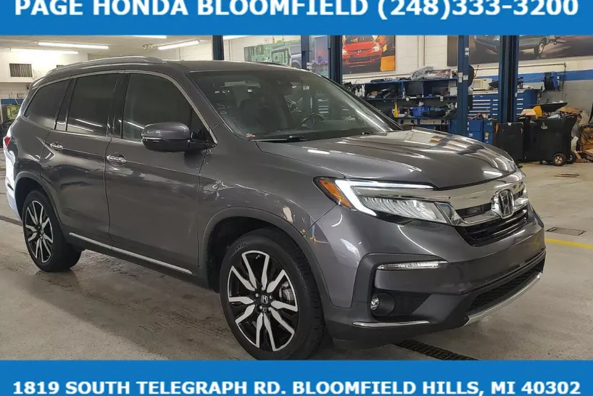 2021 Honda Pilot Touring photo 1