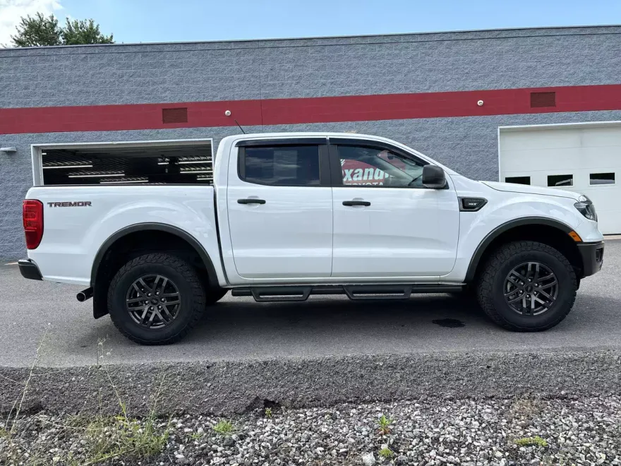 2023 Ford Ranger XLT photo 1